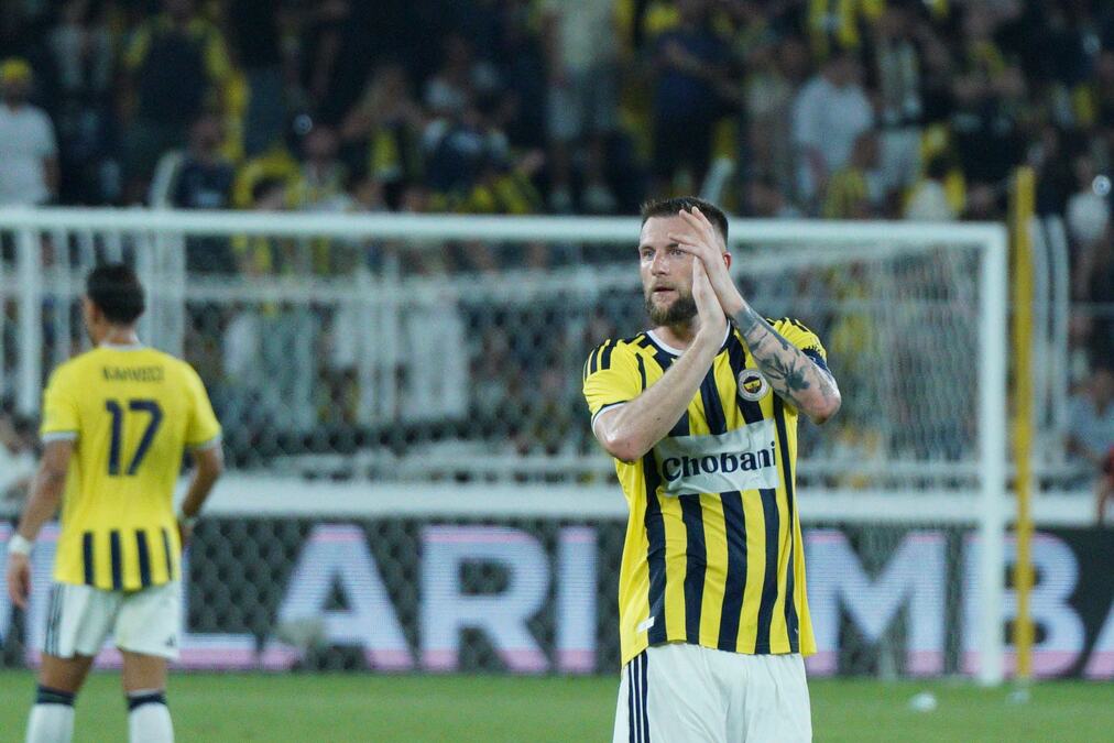 GRINVUD I TALISKA PRESUDILI: Fenerbahče rutinski do pobede nad Šturmom