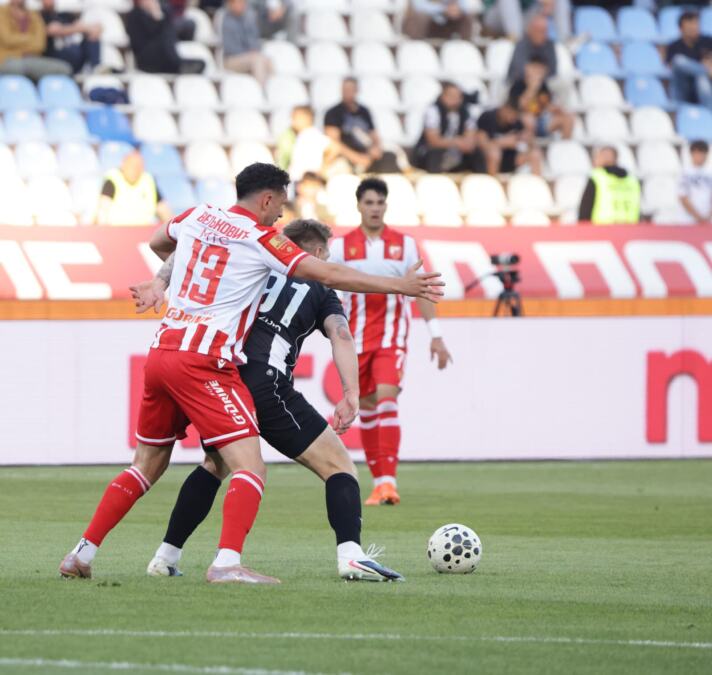 KVOTE ZA DERBI: Partizan ponižen, očekuje se brdo golova Zvezde...