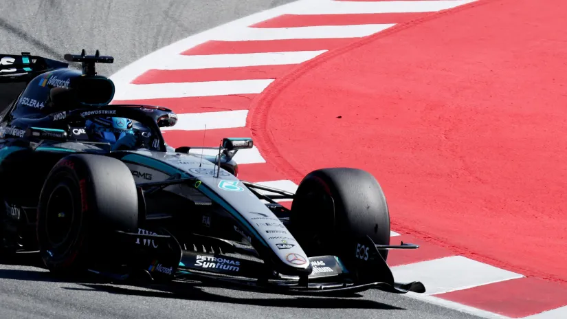 Raselu pol-pozicija pred VN Barselone, Hamilton u sendviču Mercedesa