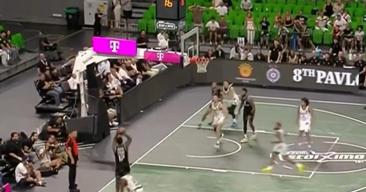 Pogledajte trojku kojom je Partizan iznenađujuće poražen od PAOK-a uz zvuk sirene u Atini