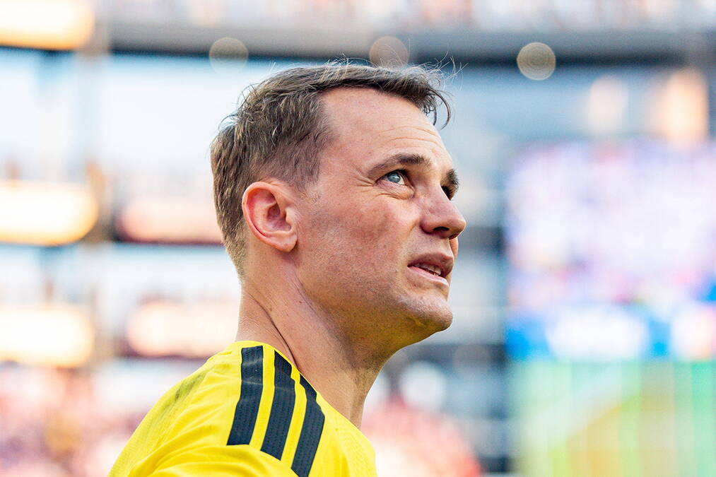 Taksista našao novčanik Manuela Nojera: Dao sve što ima da nađe golmana, pa doživeo poniženje