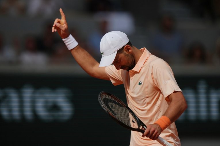 NOVAK ĐOKOVIĆ ŠOKIRAO ODLUKOM! Usred Vimbldona - našao novi posao!