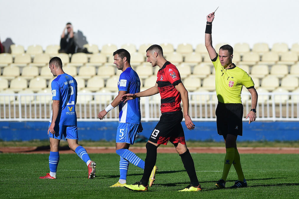 "ODLIČAN MEČ I DOKTORSKO SUĐENJE MIROSLAVA MATIĆA!" Neočekivan i lep primer! Dok pola Srbije kuka na sudije, ovaj arbitar je DOBIO POHVALE KAKVE SE RETKO ČUJU!