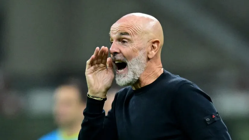 Pioli dolazi da gasi požar čeka ga i Zvezda