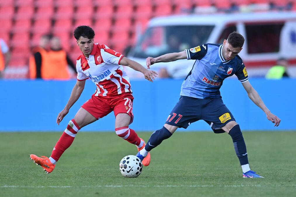 Uživo finale kupa Srbije: Crvena zvezda i Vojvodina se bore za trofej