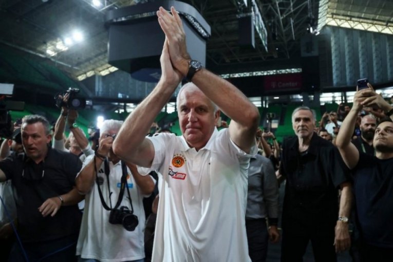 "BOMBA" PUKLA U ATINI! Željko Obradović potpisuje igrača kojeg grobari ne mogu očima da vide! (FOTO)