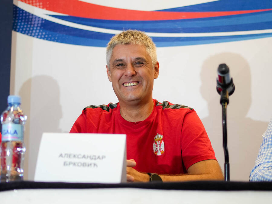 Aleksandar od kolevke do dresa Srbije sa orlićima: "Vozio sam ga u kolicima, a sad sam mu selektor"