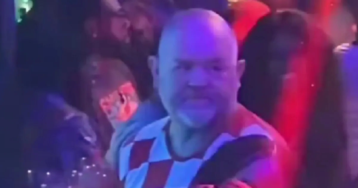Hteo da proslavi pobedu Hrvatske, pa ušao u gej klub, a onda je nastala reakcija koja je nasmejala svet!