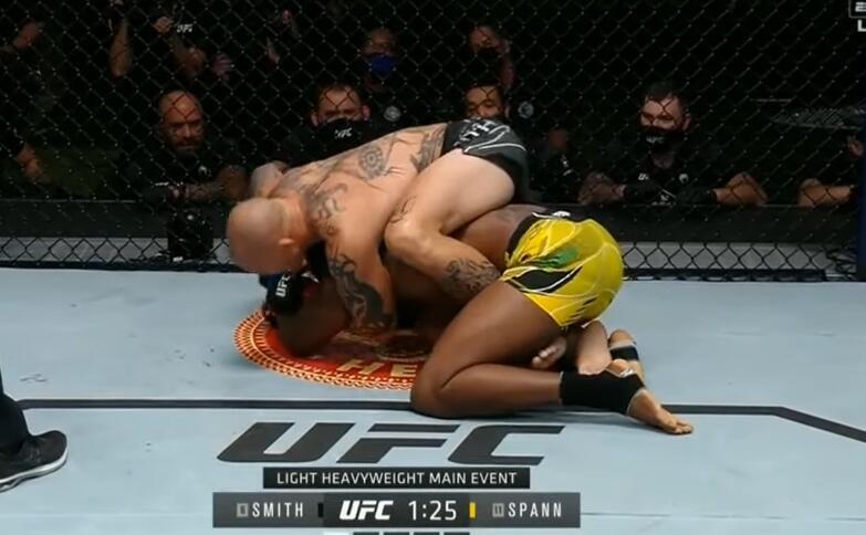 SKANDAL TRESE MMA SVET! Entoni Smit završio iza rešetaka, optužen za tri teška krivična dela