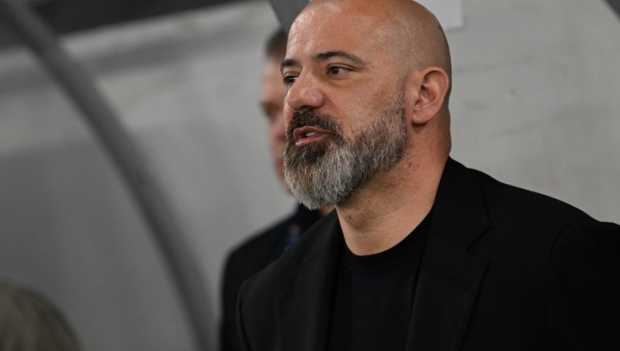 STANKOVIĆ ZAGRMEO POSLE "DUPLE KRUNE"! Otkrio šta je rekao igračima na poluvremenu!