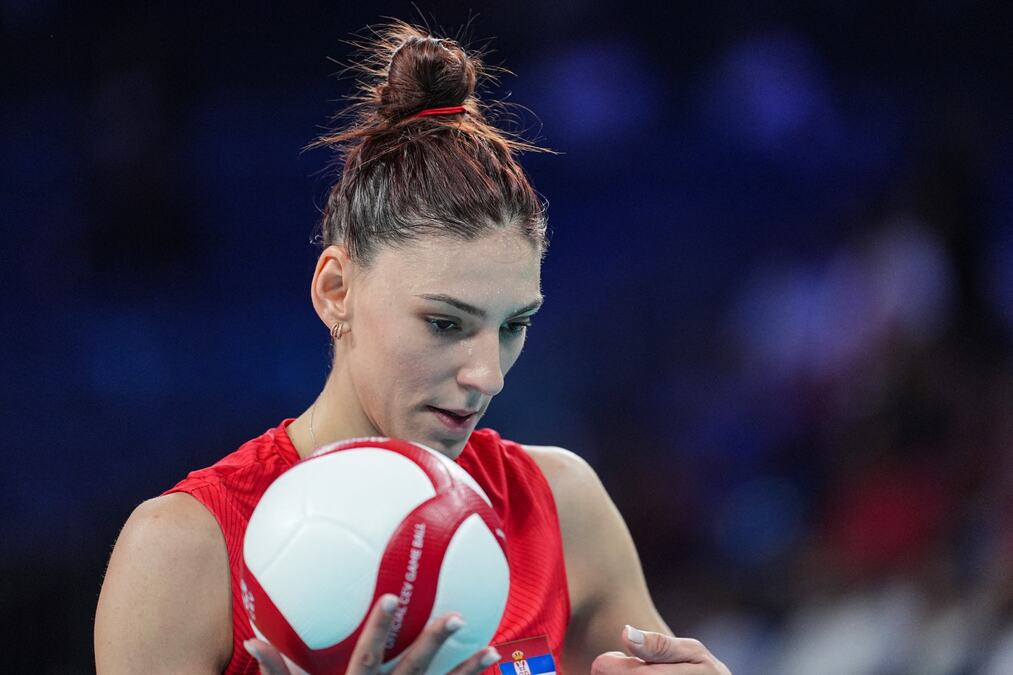 TIJANA BOŠKOVIĆ PONOVO NA VRHU: Vakifbank osvojio Superkup posle drame