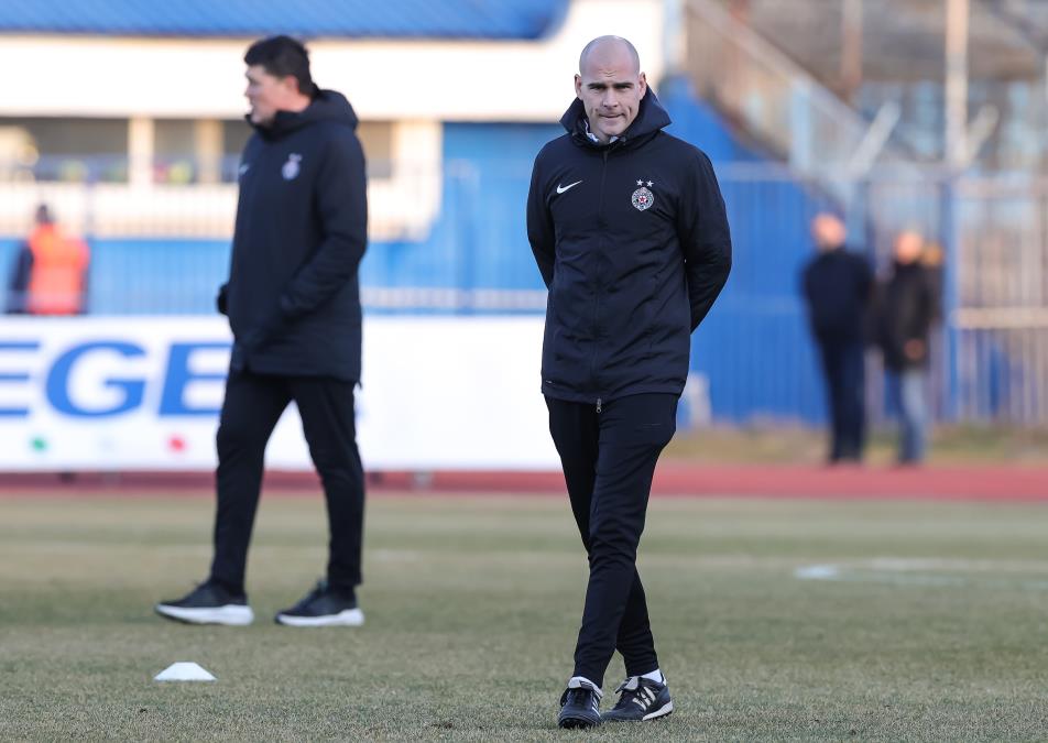 TRENER NOVOG PAZARA PRED OFK BEOGRAD: Na našem stadionu mi se pitamo!