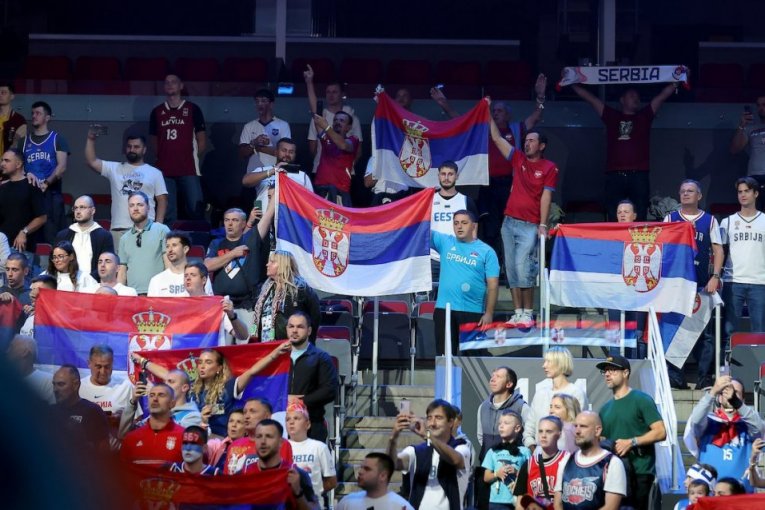 KATASTROFA ZA SRBIJU! Ključan igrač reprezentacije slomio nogu!