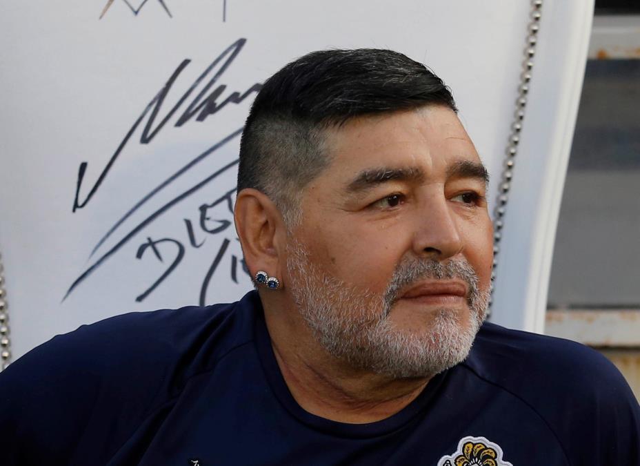 ŠOKANTNE TVRDNJE O MARADONINOJ SMRTI: "Rešili su ga se. Bio je tempirana bomba"