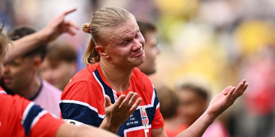 Bruje društvene mreže: Svi pričaju o suveniru koji je Holand vratio sa Svetskog prvenstva!