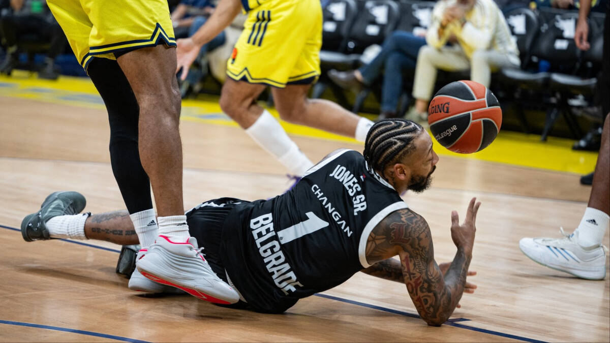 Partizan je u problemu i to se vidi iz aviona: Postoji samo jedno rešenje, sasvim logično