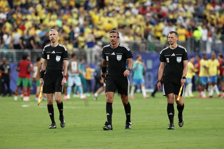 FIFA SUDIJE DIBIDUS ZBUNJENE! Fudbaleri našli neverovatan način da krše nova pravila i niko im ne može ništa na Svetskom prvenstvu!