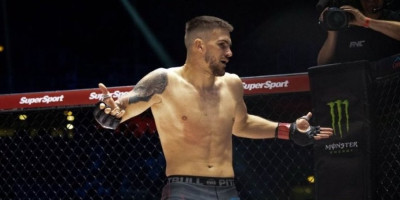 Srbin zakucao Čečena za pod: Ceo svet priča o Bojkoviću, pogledajte brutalan nokaut (VIDEO)