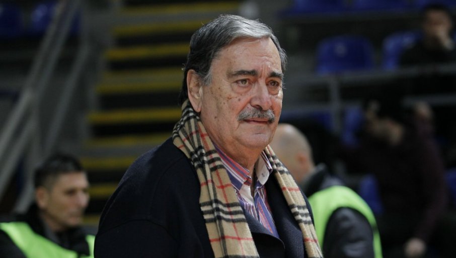 Đurović grmi: Čestitao bih Teodosiću već sada! Zvezda dobila pojačanje koje menja sve!