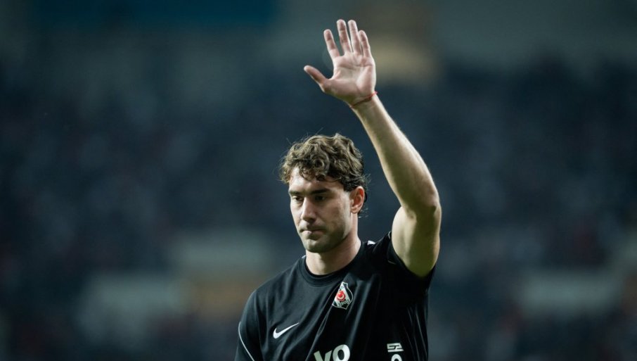 Ponovo se ori "Dušaaan" u Istanbulu: Novi gol Vlahovića za Bešiktaš (VIDEO)