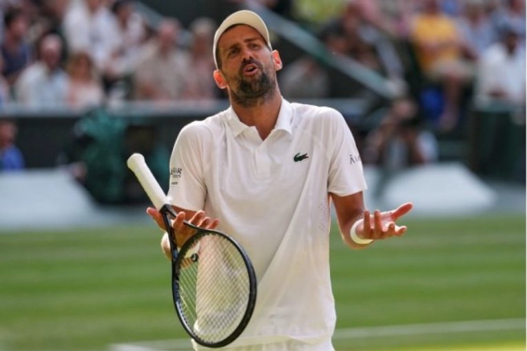 NOVAK ĐOKOVIĆ GLEDA I NE VERUJE! Horor vesti pred US open!