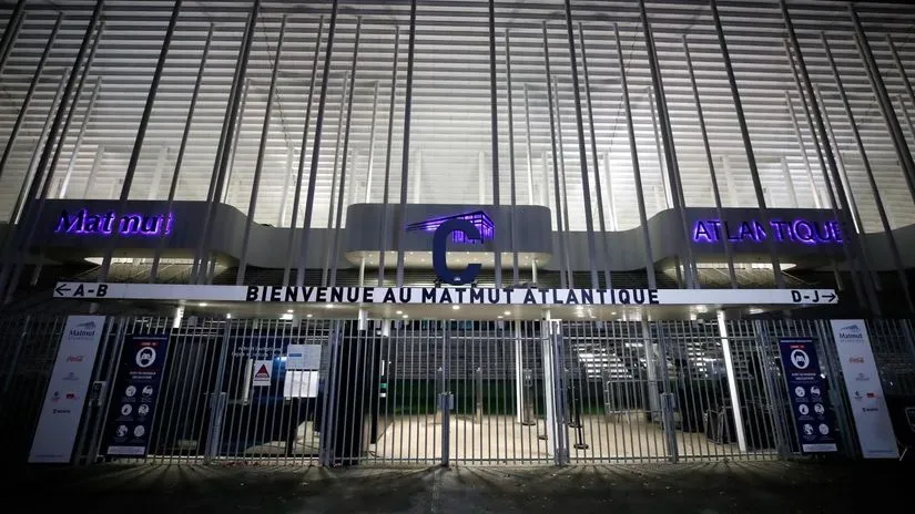 Spas u minut do 12: Englezi ulaze u Bordo, dug se prepolovljava, početak iz šeste lige