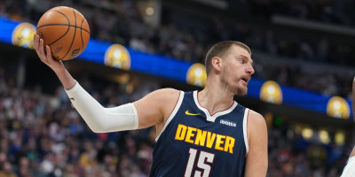 Ne mogu mu ništa: Iako je brutalno pokraden Jokić je ispisao istoriju NBA lige!