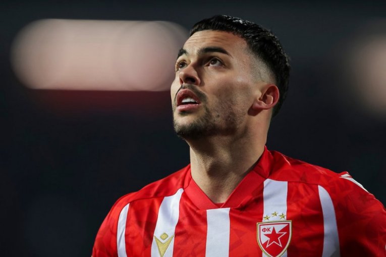 OVO NISTE VIDELI NA TV! Pogledajte kako je Nemanja Radonjić pratio dramu u finalu Kupa Srbije! (VIDEO)