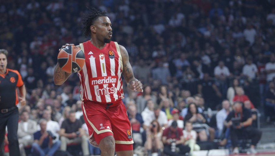 IDEEEE! Pogledajte kako je Kris Džons uz zvuk sirene srušio Asvel (VIDEO)