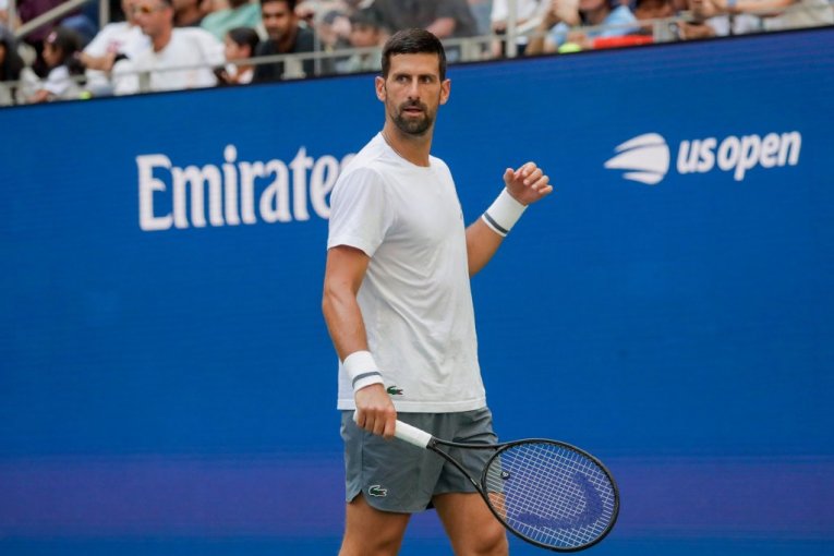 NOVAK ĐOKOVIĆ - MARIJANO NAVANO! US open - zadatak broj 1!