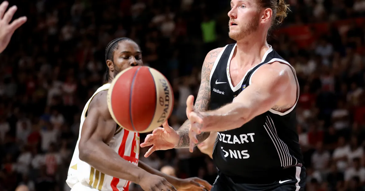 Željko Obradović ga nije hteo u Partizanu, on sada raskinuo ugovor s crno-belima: Penjaroja ostao bez igrača!