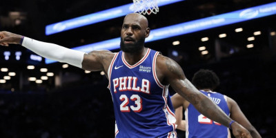 Lebron Džejms se svađao sa navijačem: "Nemaš pojma o čemu je*eno pričaš"