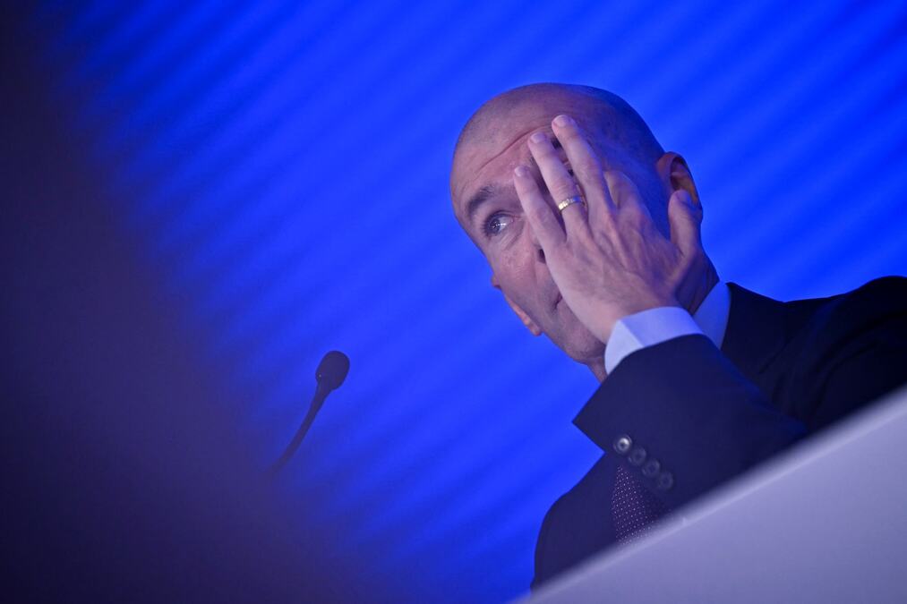 FRANCUZI "PREVARILI" SISTEM I NOVI ZAKON DA BI ZIDAN POSTAO SELEKTOR! Sve su učinili samo da legenda preuzme reprezentaciju!