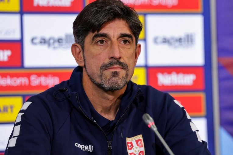 MOMCIMA JE TO JAKO TEŠKO PALO: Veljko Paunović surovo iskren posle "petarde"