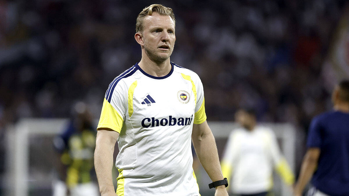 Legendarni Holanđanin na klupi Fenerbahčea: Dobio šansu karijere, čeka ga Liverpul