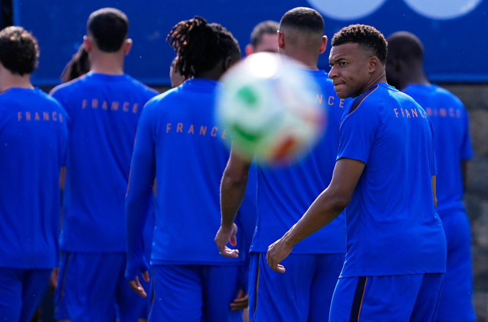 Haos pred meč Francuske na Mundijalu: "Ne krećite na stadion!" VIDEO