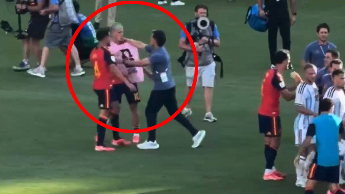 Legendarni Argentinac pesnicama udarao Danija Olma: Najveću bruku finala Mundijala niste videli u prenosu