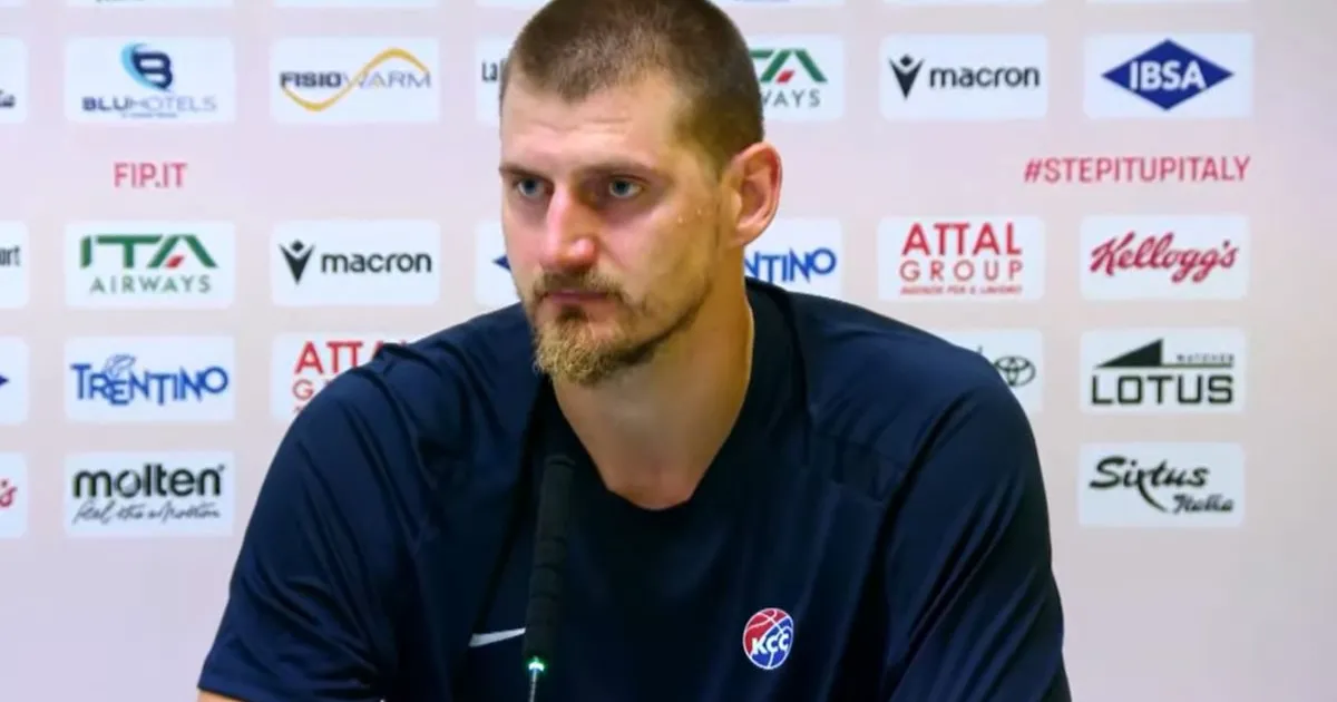 Jokić od tate dobio poruku usred NBA meča, Nikola otkrio šta mu je otac napisao, a reakcija govori sve