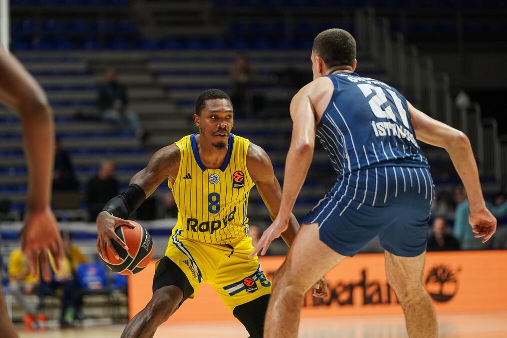 UTAKMICA ZA PAMĆENJE! Loni Voker MVP kola Evrolige