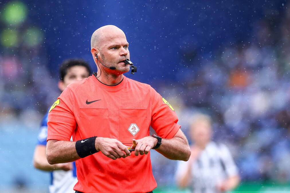 Preminuo sudija koji je izbačen sa Mundijala: Tragična sudbina FIFA arbitra