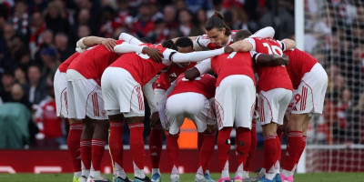 Gotovo! Siti je kiksnuo - Arsenal osvojio Premijer ligu posle 22 godine čekanja