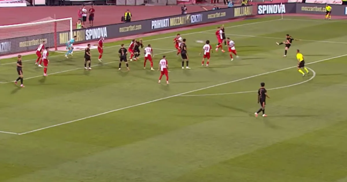 Vojvodina ponovo primila jeftin gol protiv Ajaksa, Berhajs matirao Rosića