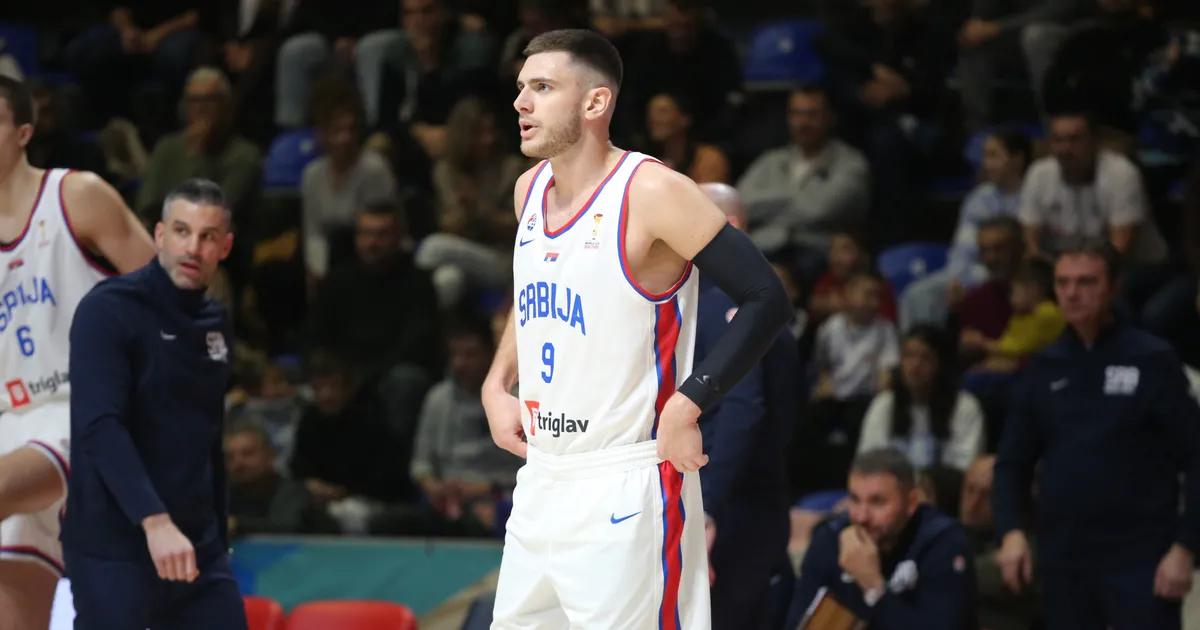 Potpisao Stefan Momirov!