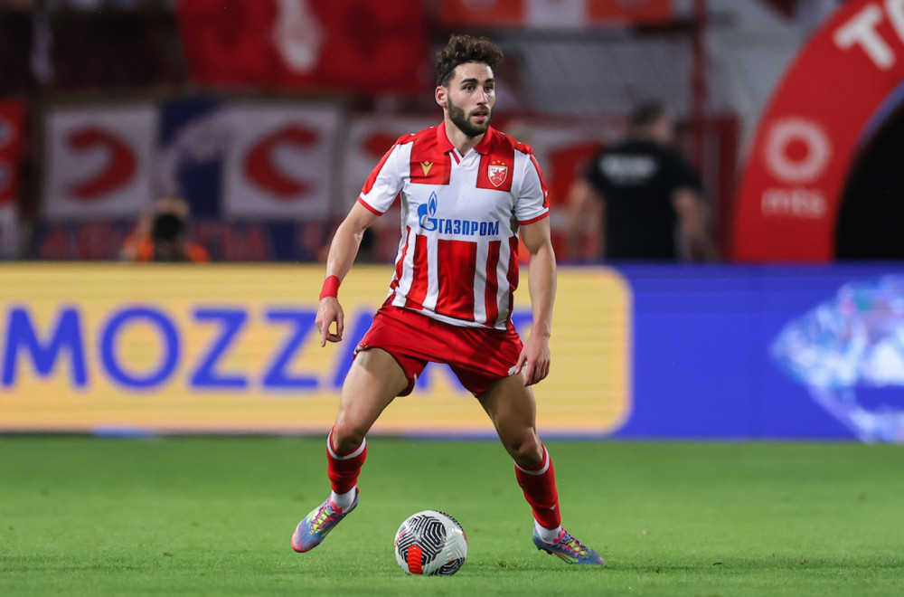 Olimpijakos zainteresovan za Tiknizjana Zvezda ostaje bez levog beka?