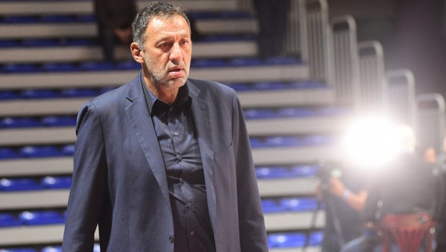 "VEOMA ĆEŠ NEDOSTAJATI"! Vlade Divac neutešan! Emotivnim rečima se oprostio od legende!
