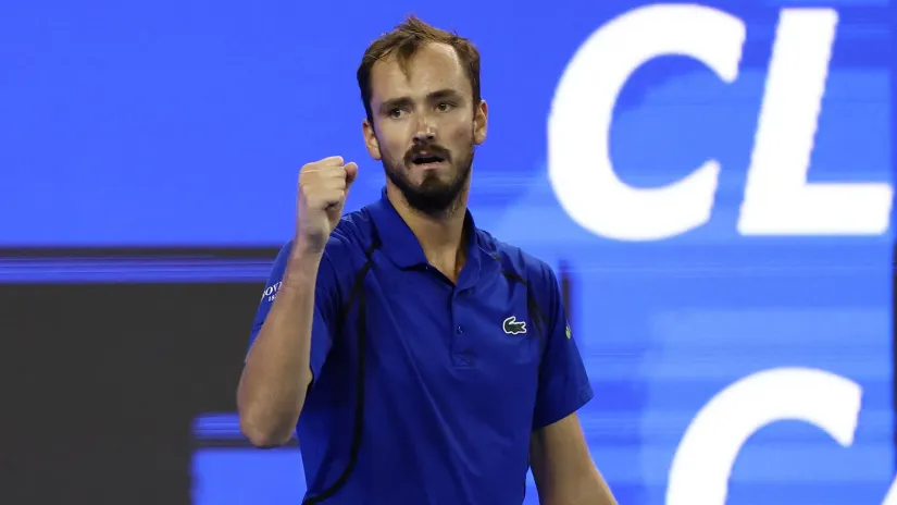 Medvedev: Novak je lud