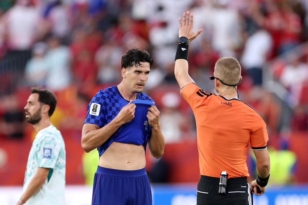 OGLASIO SE FUDBALER ZBOG KOG JE HRVATSKA OSTALA BEZ GOLA U 103. MINUTU! Postao tragičar u drami kakva se ne pamti, pa otkrio SVE DETALJE: "Pitao sam sudiju..."