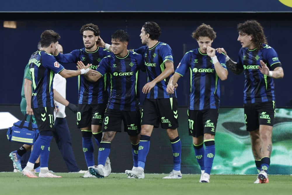 (VIDEO) Zato je Betis u LŠ! Dali dva, a trebalo je "petardom" da potope "žutu podmornicu"