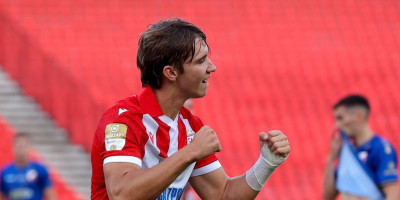 Vasilije Kostov u odabranom društvu!