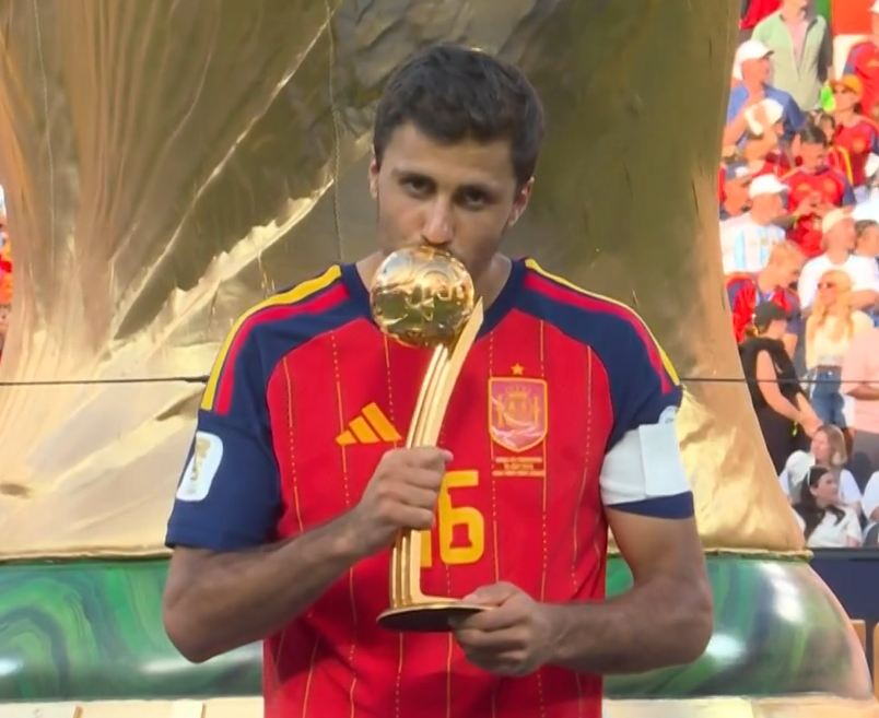 NIKO NIKADA OVAKO NIJE PONIZIO VELIKI REAL! Kako je Rodri zabio nož u leđa Kraljevima - posle ovoga u Madrid bolje da ne dolazi!